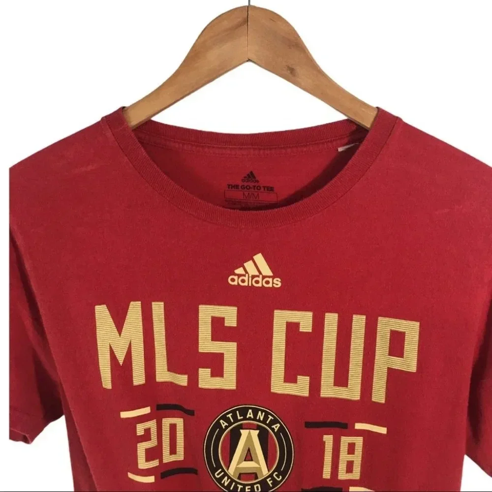 TS456 ADIDAS MLS Soccer Atlanta United T Shirt M